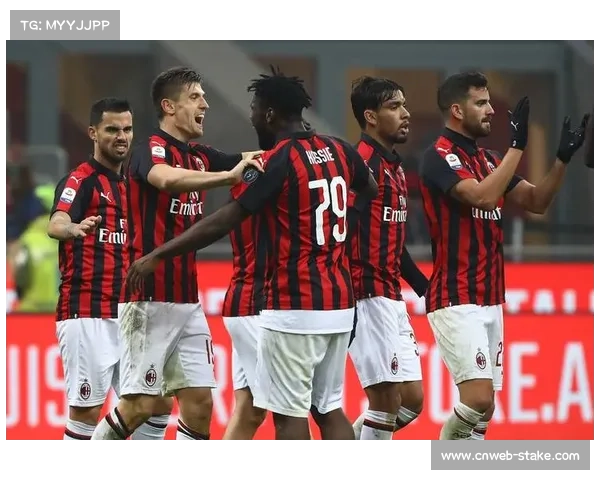 都灵主帅赛前怒斥媒体不实报道，球队士气未受影响